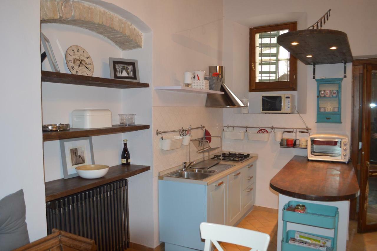 Appartamento In Centro Spoleto Exterior foto